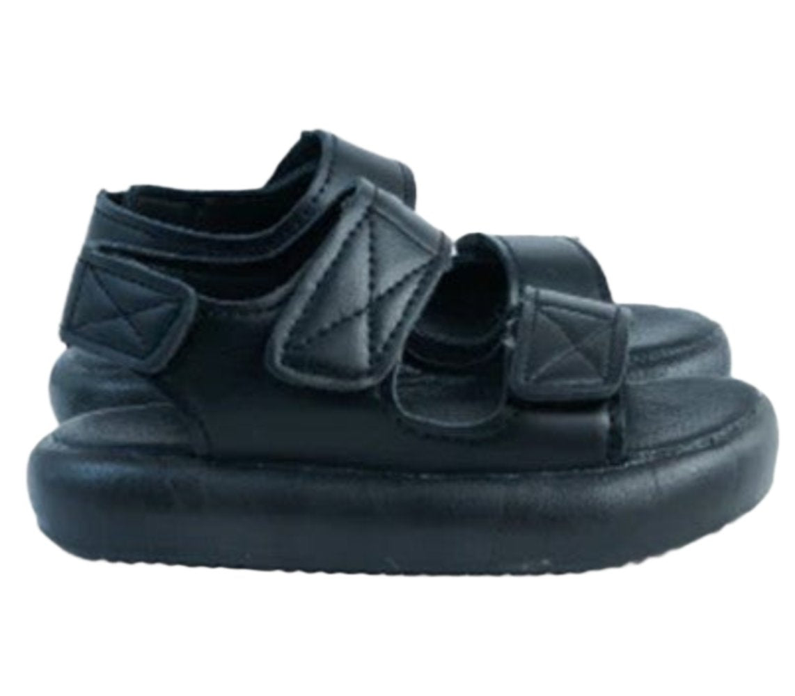 Walnut Ash Sandal - Black