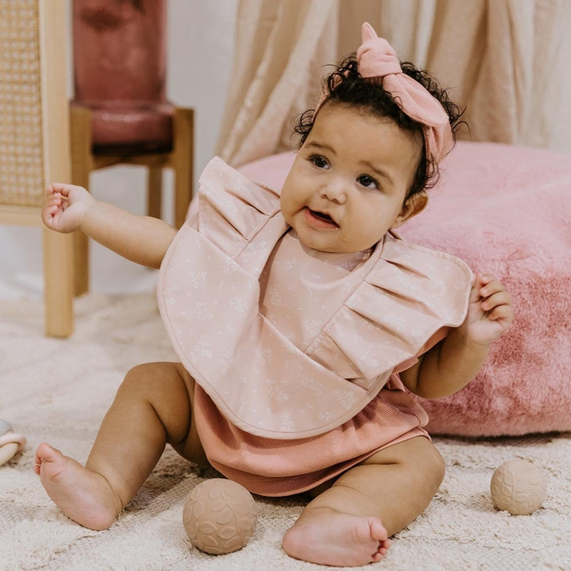 Snuggle Hunny Frill Snuggle Bib - Dusty Rose