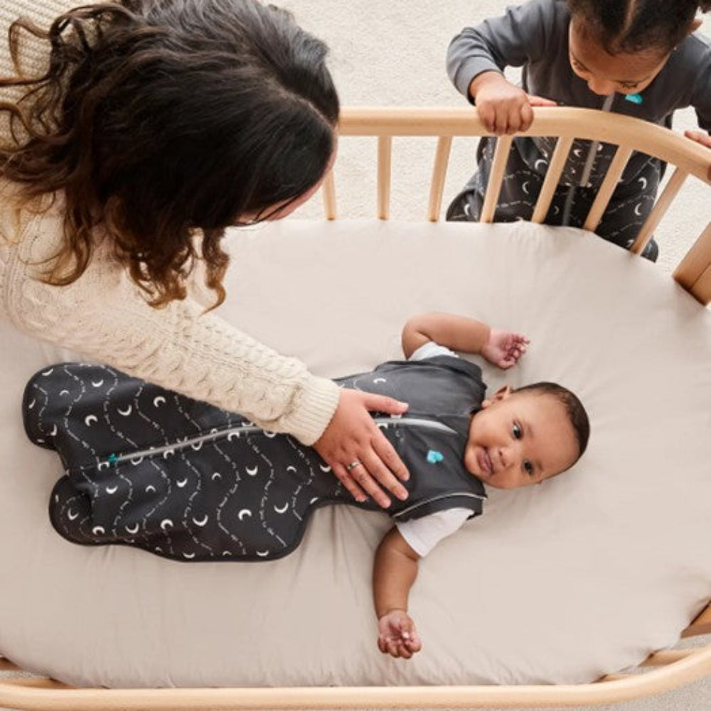 Love To Dream Swaddle Up Transition Bag 1.5 Tog - Charcoal Moon and Back