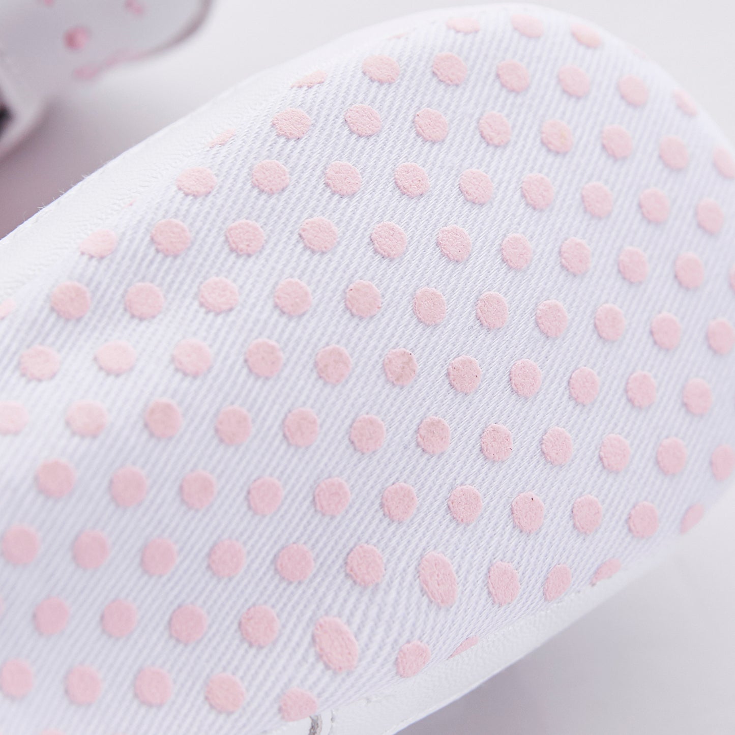 Snugtime Dot Sneaker