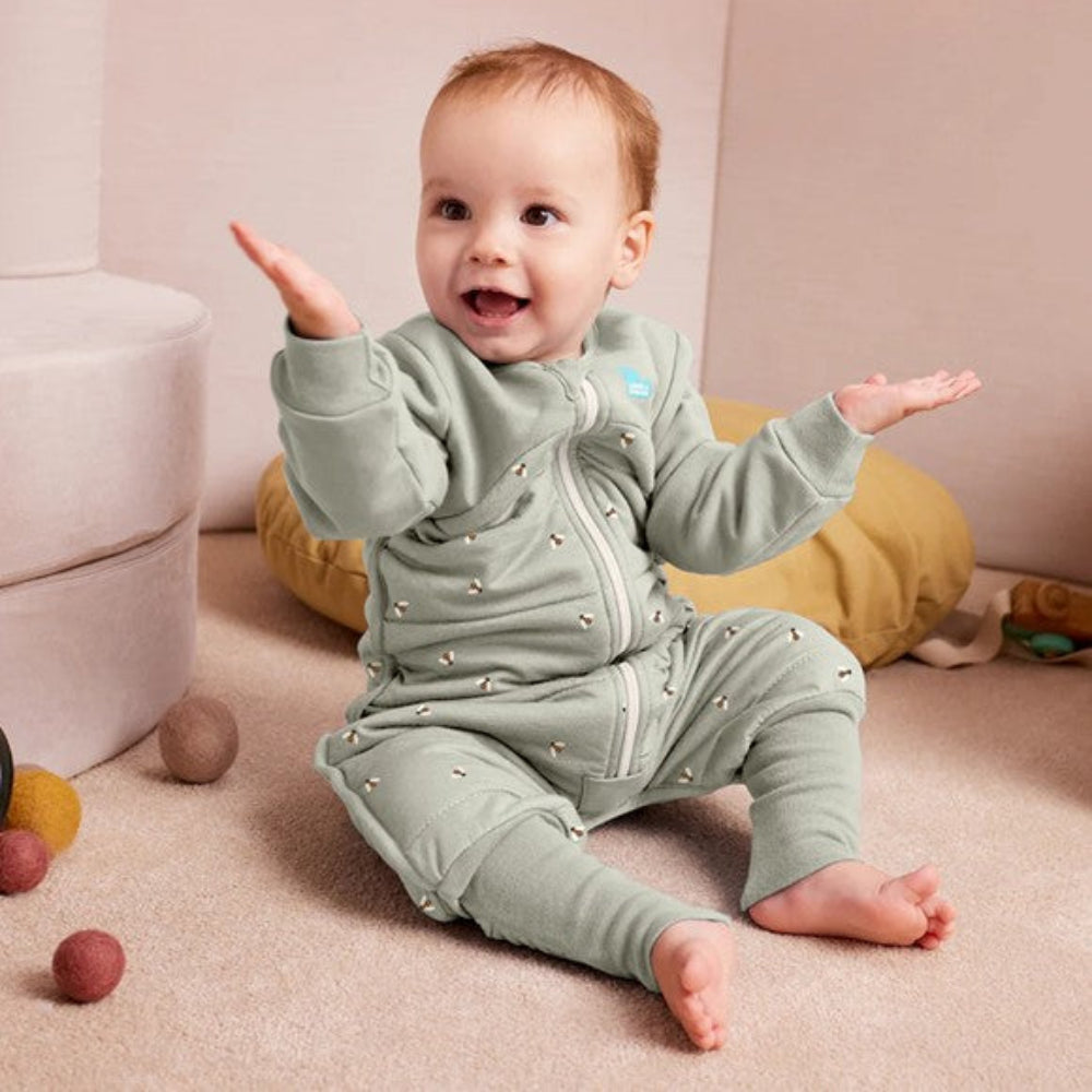 Love To Dream Sleep Suit 2.5 Tog - Bees - Olive