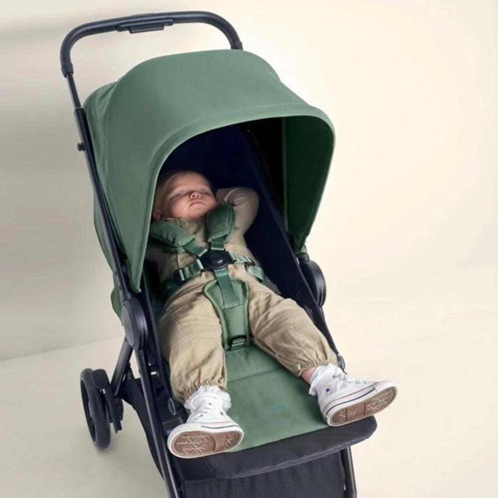 Mamas Papas Libro Pram Bay Green babygoodswarehouse