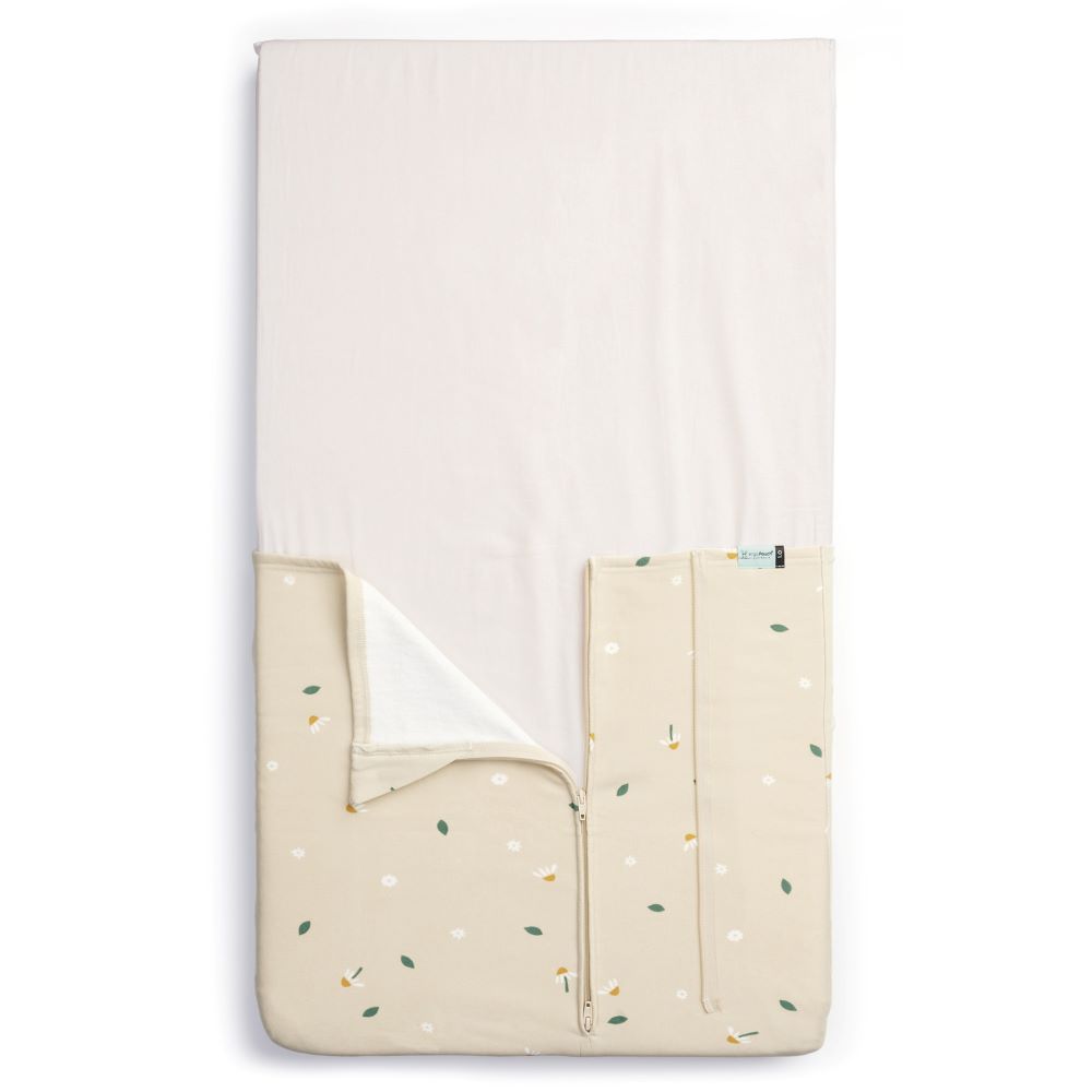 ErgoPouch Tuck Sheet - Cot - Daisy Sprinkle