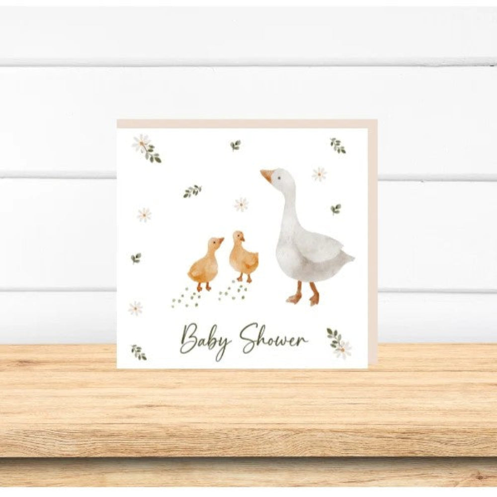 Petite Vous Baby Shower Card - Ducklings