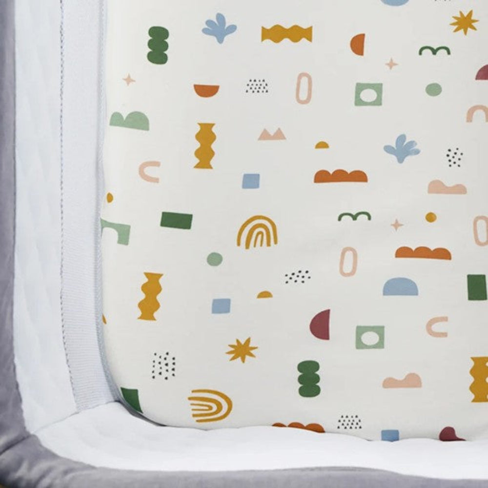 Living Textiles 1pk Bedside Bassinet Fitted Sheet - Geo Mod