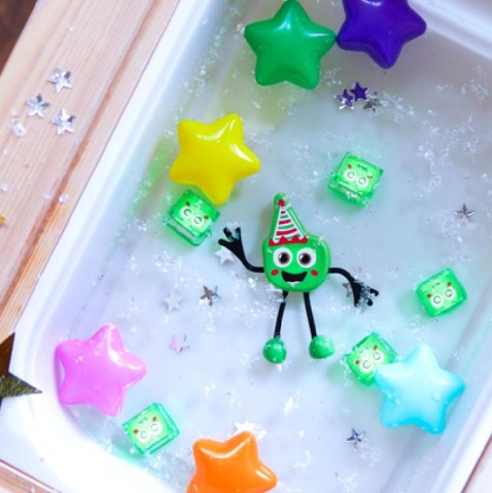 Glo Pals Cube - Christmas Limited Edition